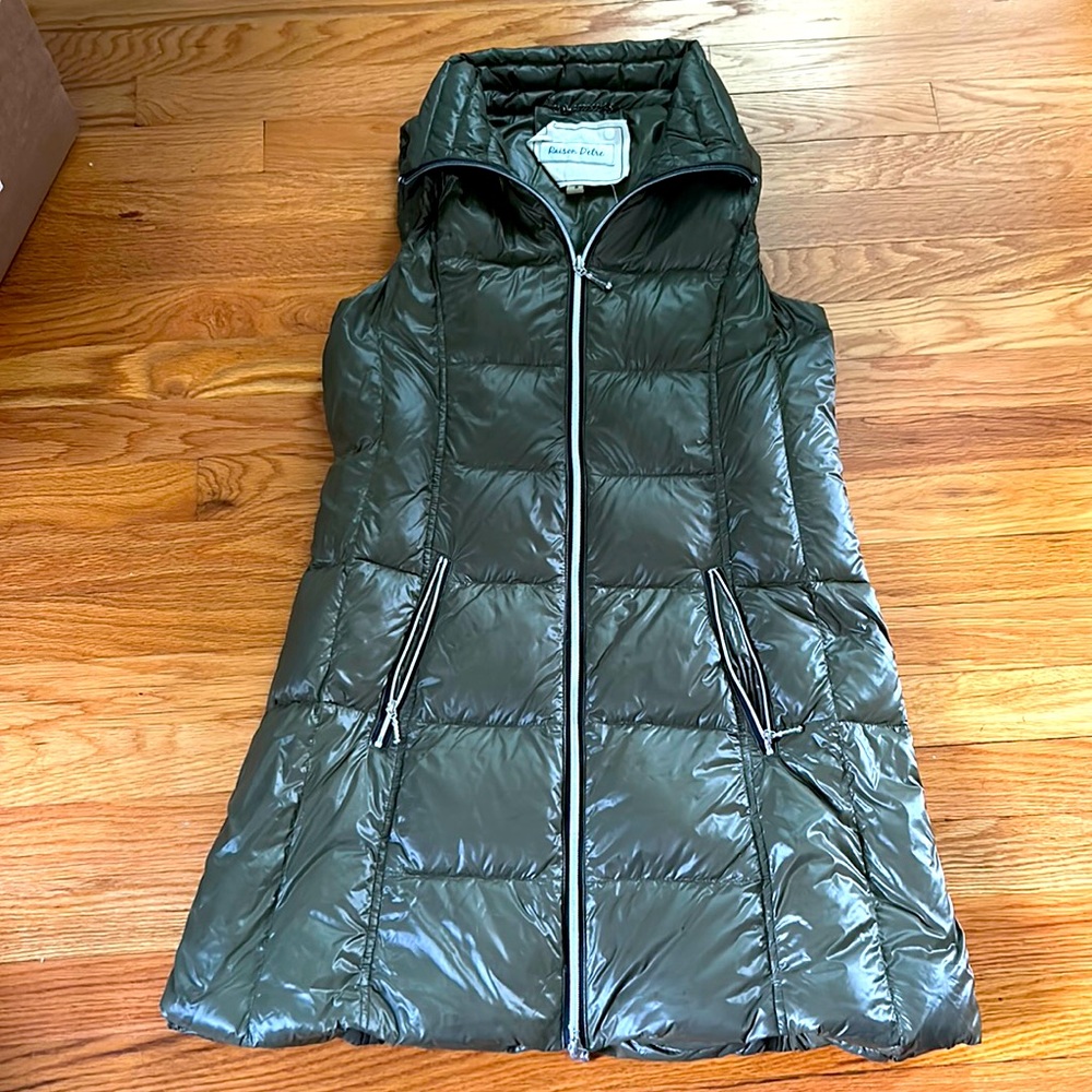 Raison D’etre long down vest size Small